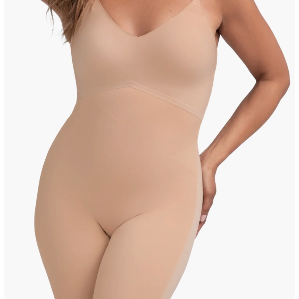HONEY LOVE SuperPower Mid Thigh Bodysuit - Medium - Sand